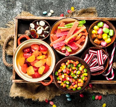 Lördagsgodis - A tray with a lot of sweets